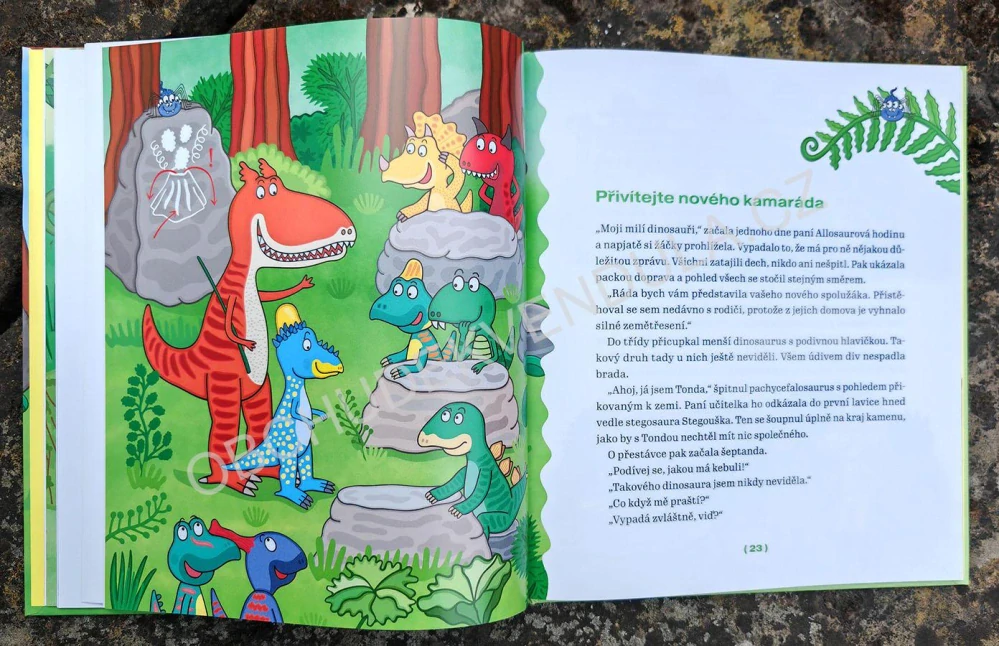 Knížka - Dinosauři z 1.B